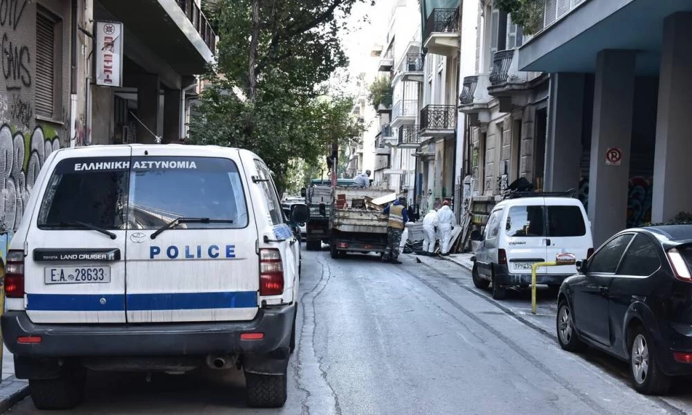 Αστυνομική επιχείρηση σε κτήριο στα Εξάρχεια